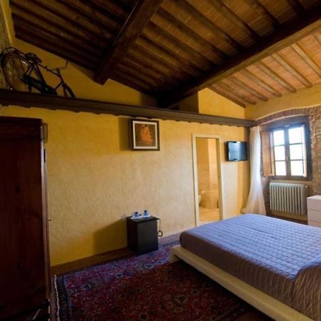 Room In Bb - Agriturismo Sottotono, Nature And Relax Carmignano Extérieur photo